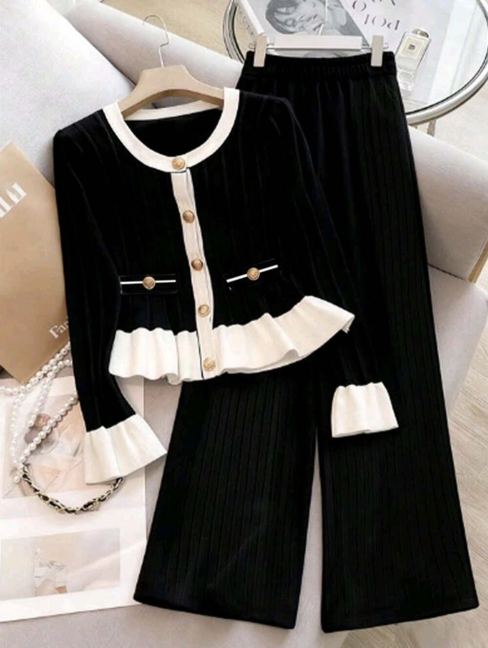 Women Black And White Color-Blocked Cardigan Top Wide-Leg Trousers 2-Piece Set